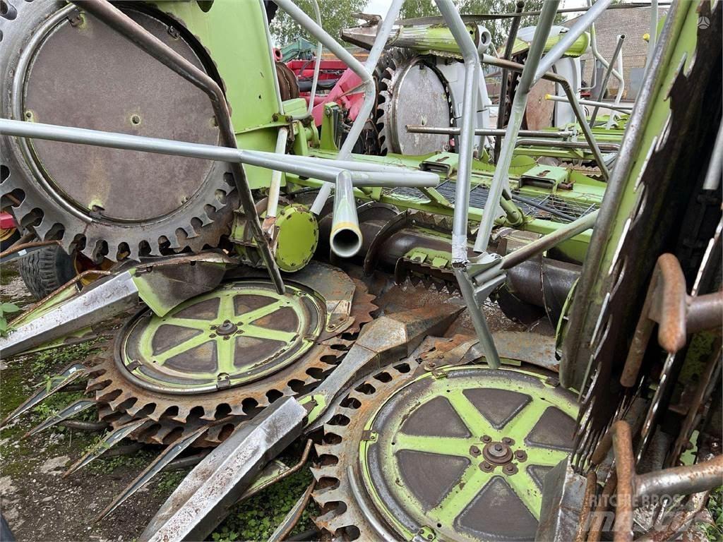 CLAAS Jaguar 870 Žací stroj-kondicionér