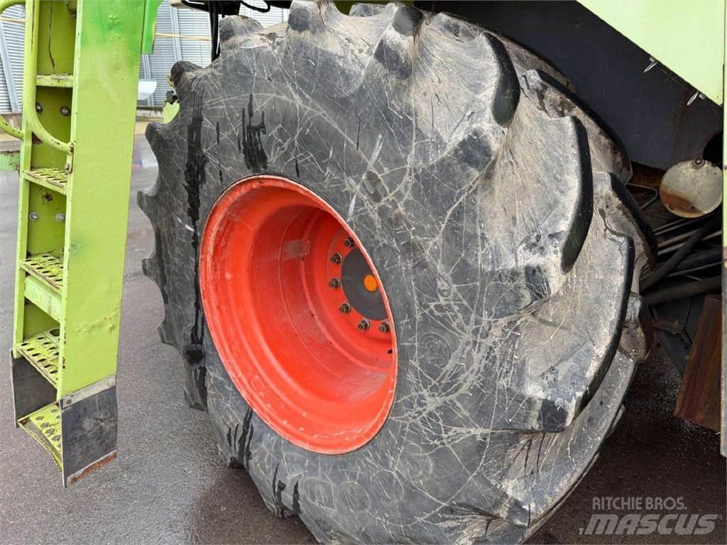 CLAAS LEXION 480 Kombinované zberacie stroje