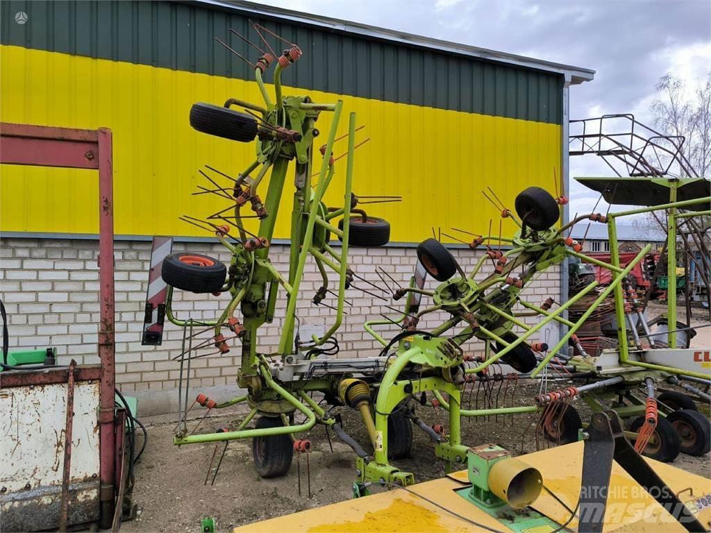 CLAAS VOLTO 870 Obracače a zhrabovače sena