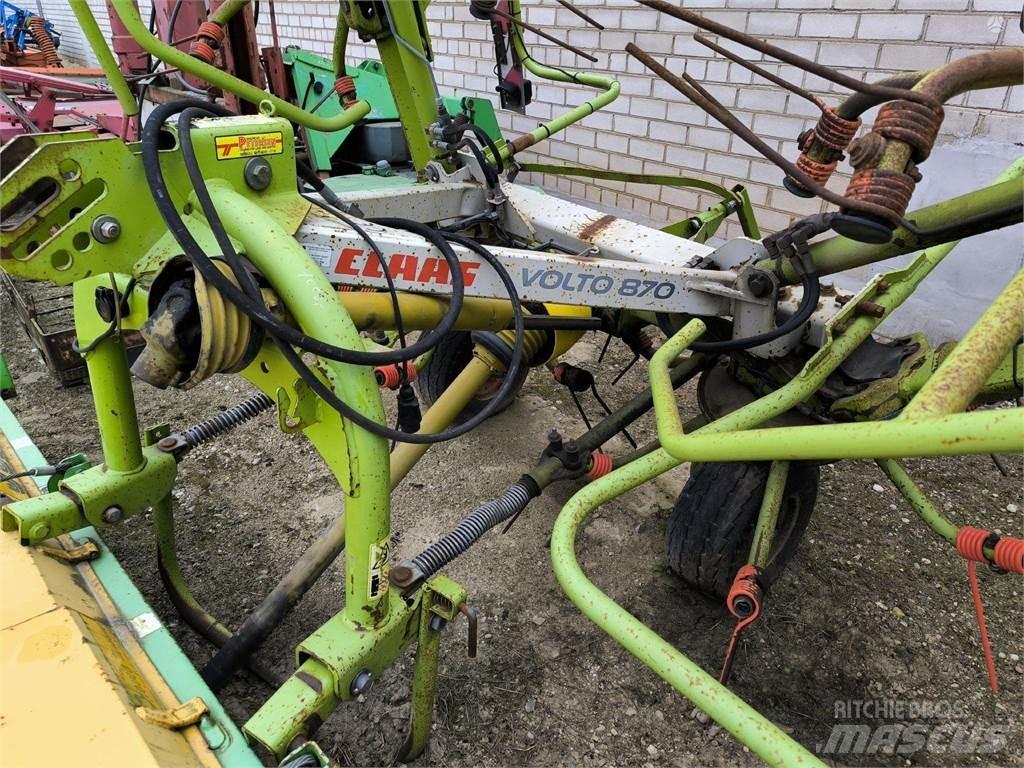 CLAAS VOLTO 870 Obracače a zhrabovače sena