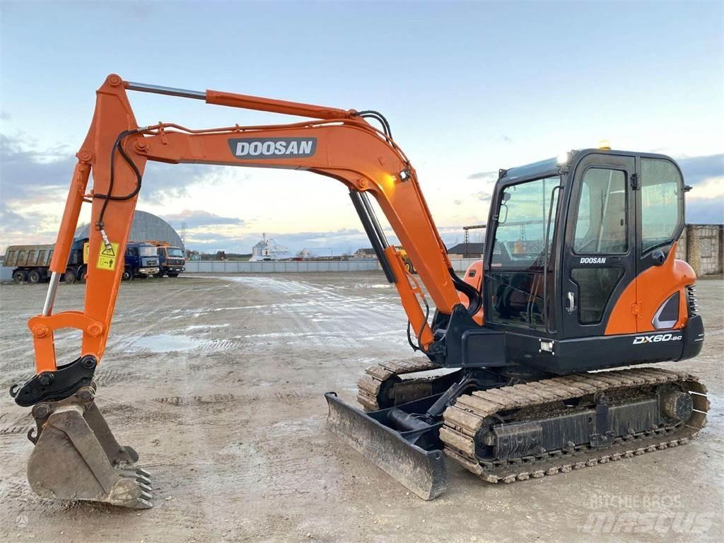 Doosan DX 60 C Mini rýpadlá < 7t