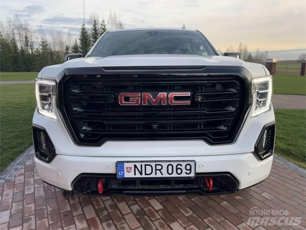GMC  Automobily