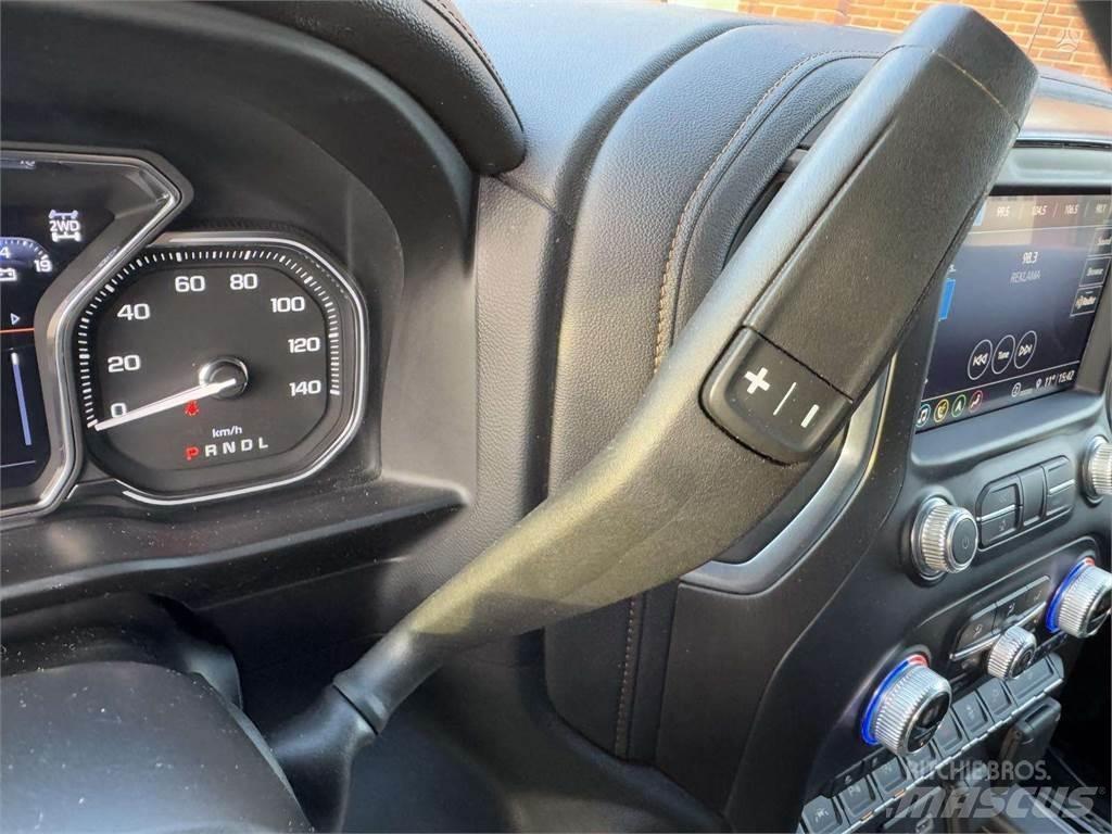 GMC  Automobily