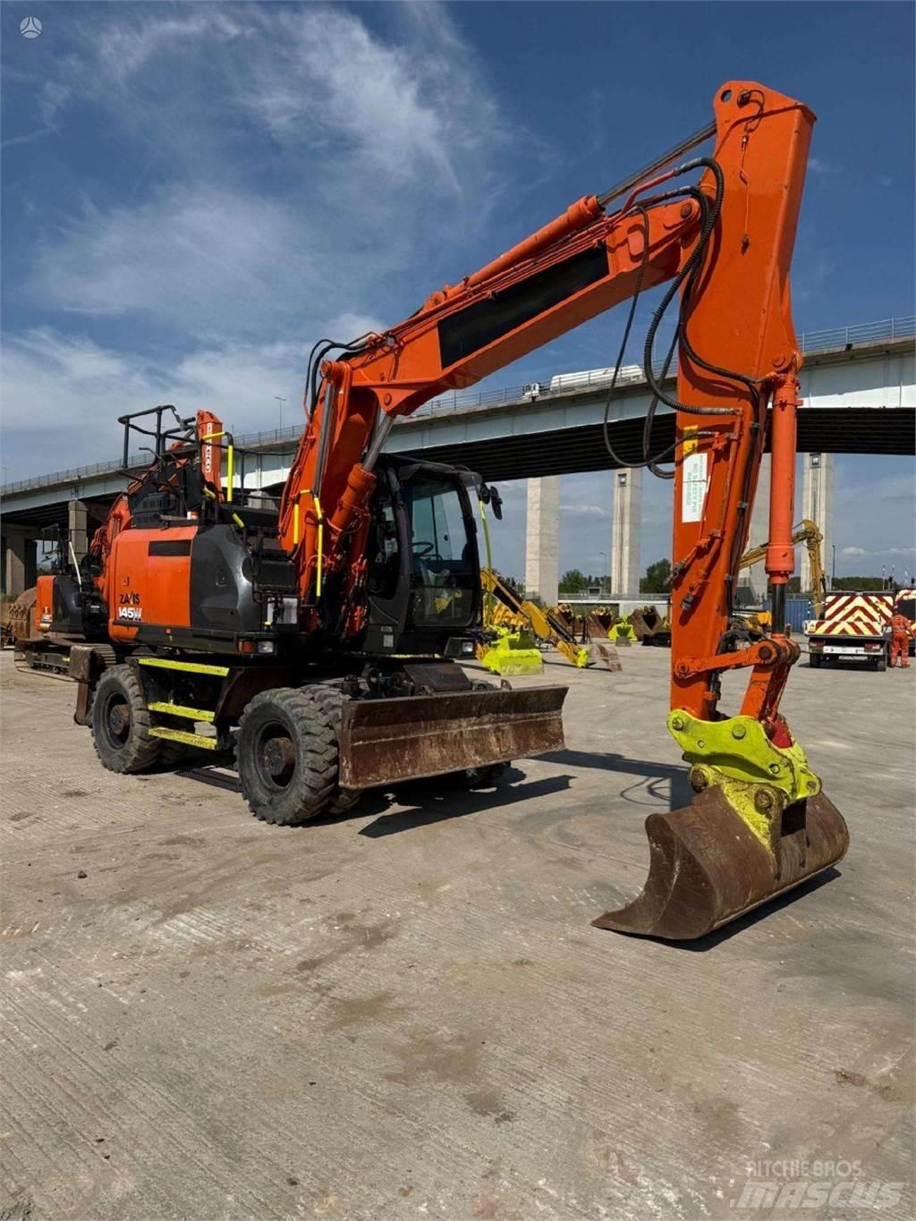 Hitachi ZX145W-6 Pásové rýpadlá