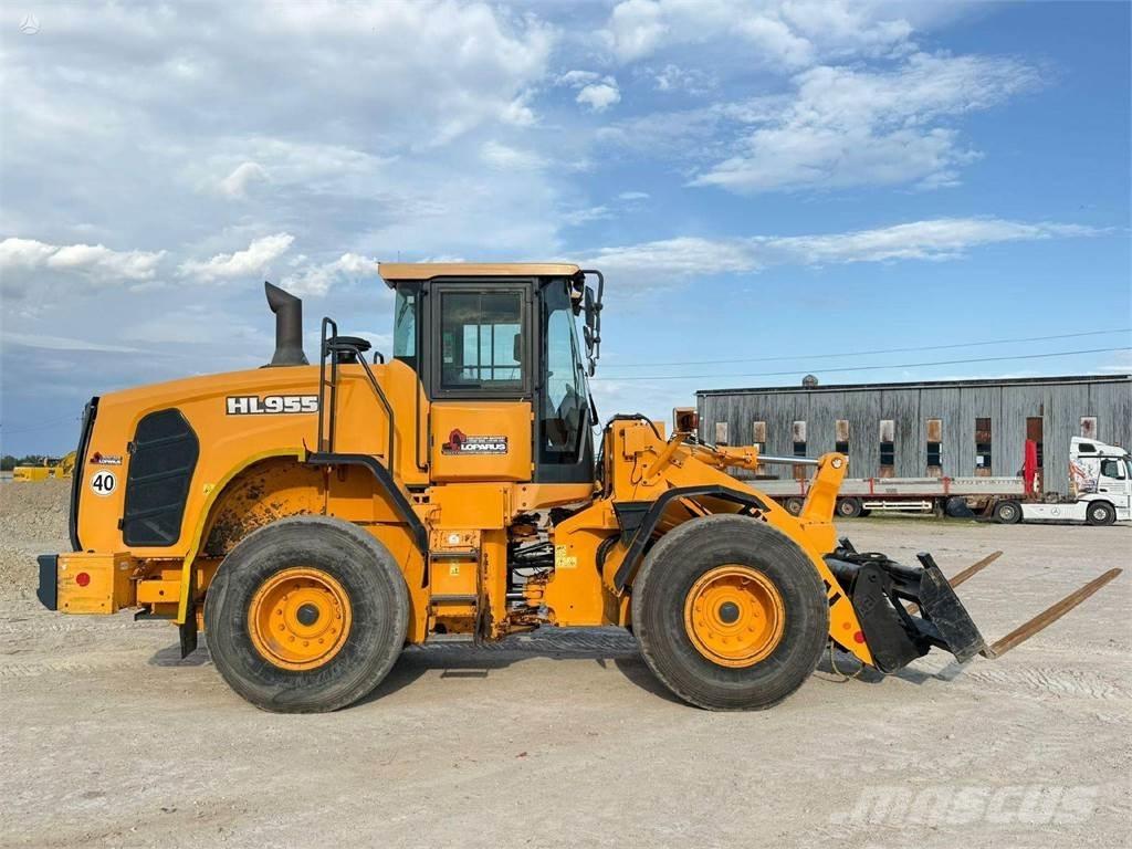 Hyundai HL 955 Kolesové nakladače