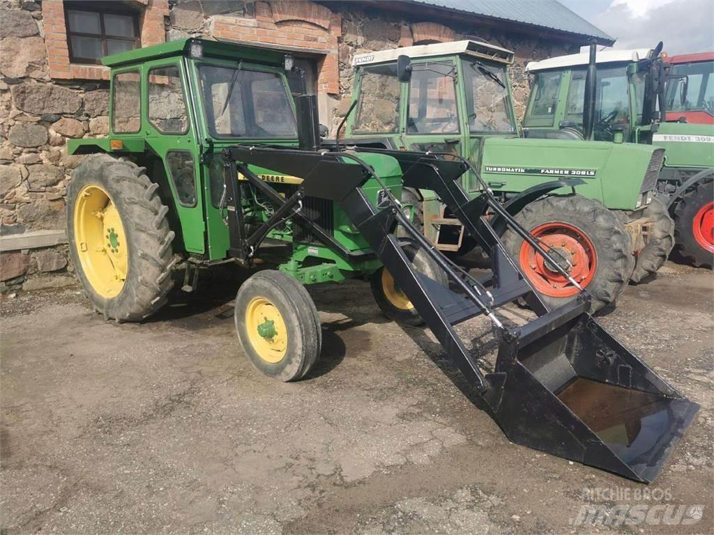 John Deere 2030 Traktory