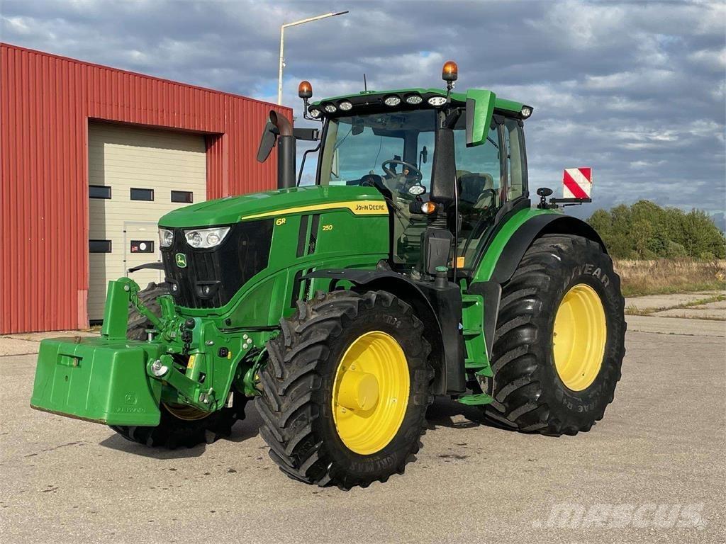 John Deere 6R 250 Traktory