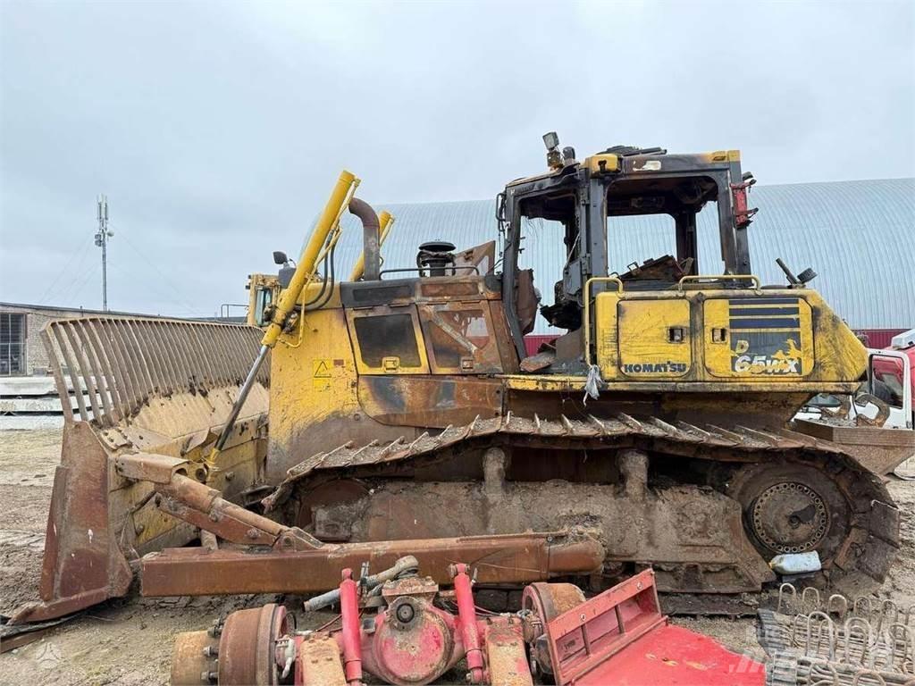 Komatsu D65WX-18 Pásové dozéry