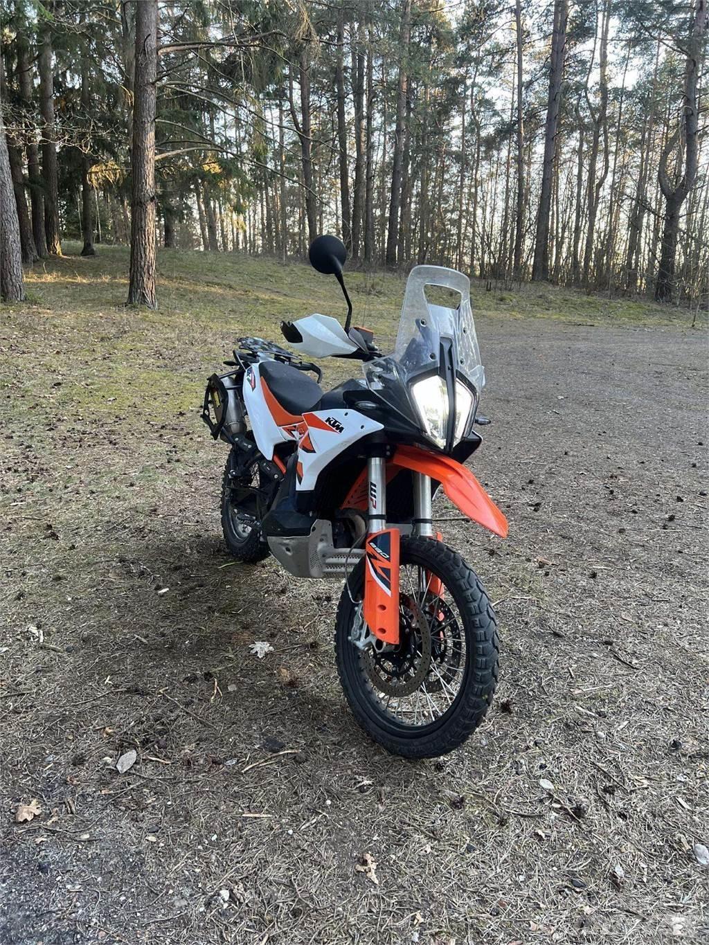 KTM  Terénne vozidlá