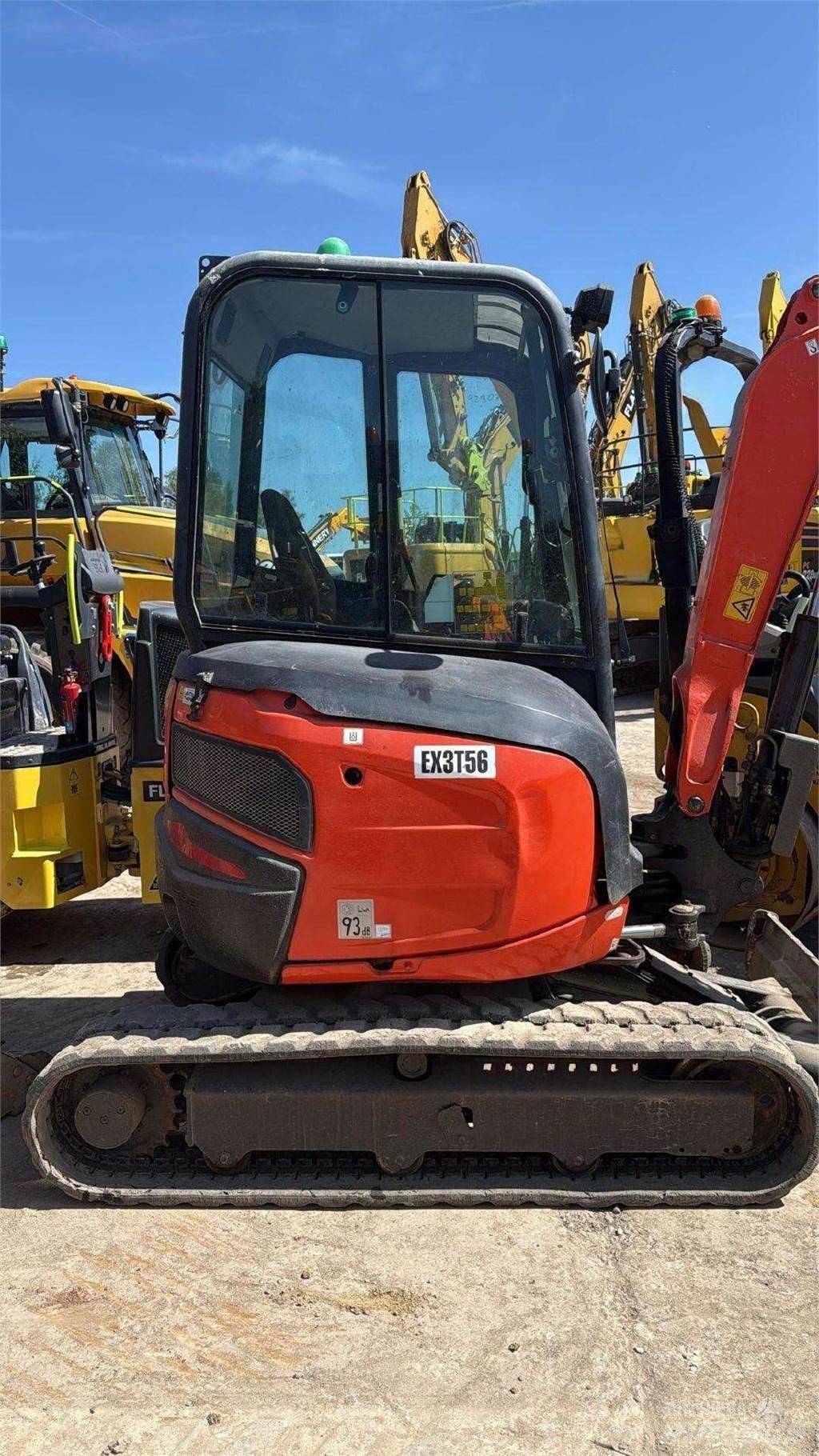 Kubota U27-4 Mini rýpadlá < 7t