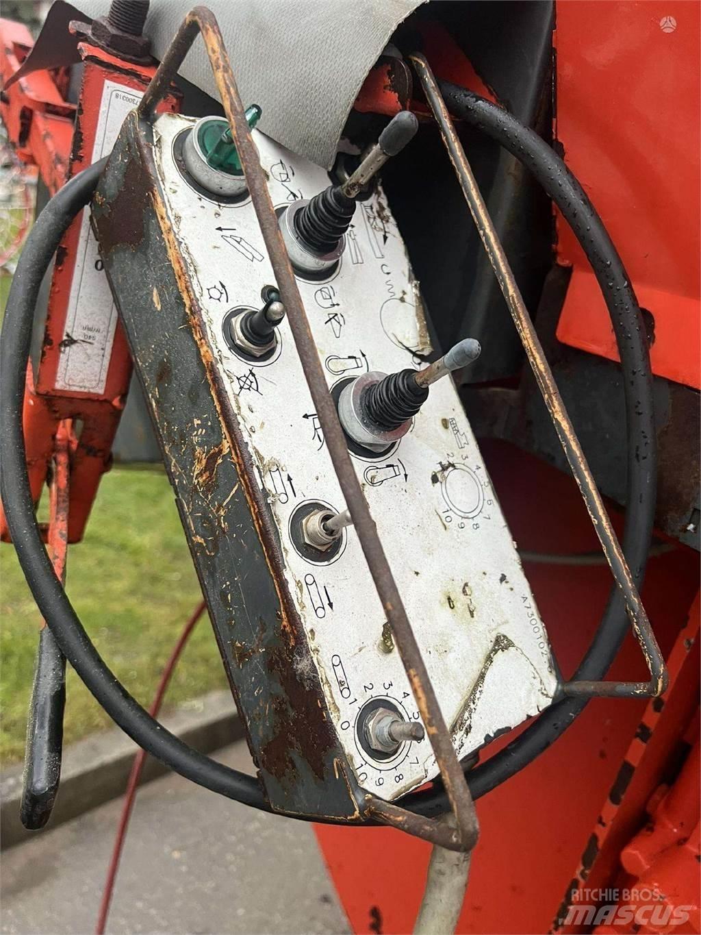 Kuhn Primor 3560 Miešačky krmív