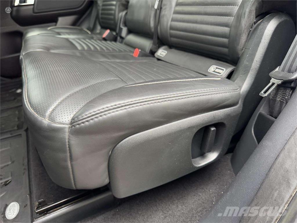 Land Rover  Automobily