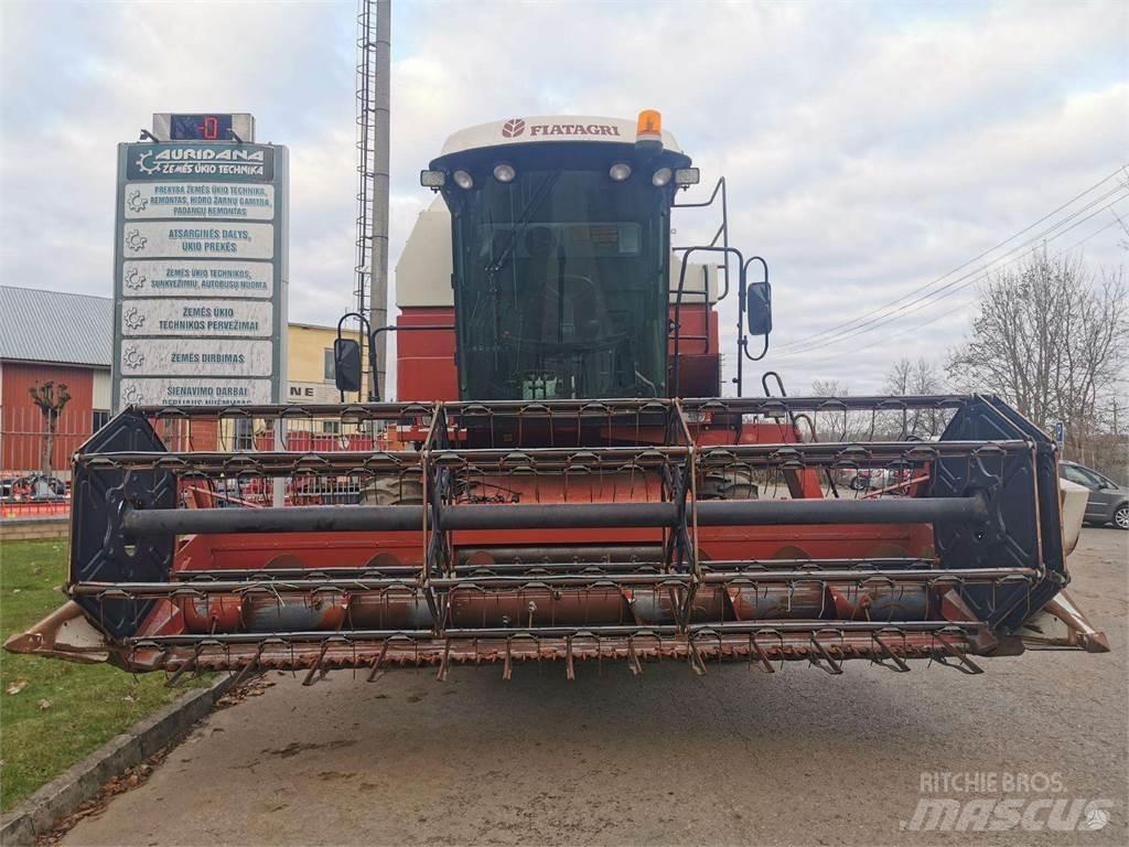 Laverda 3750 Kombinované zberacie stroje