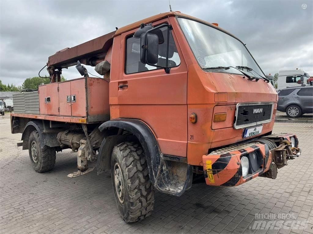 MAN 9.150 4x4 14m. Ďalšie nákladné vozidlá