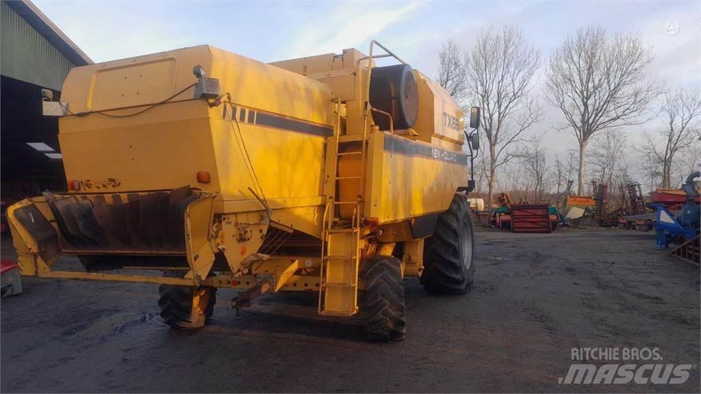 New Holland TX 66 Kombinované zberacie stroje
