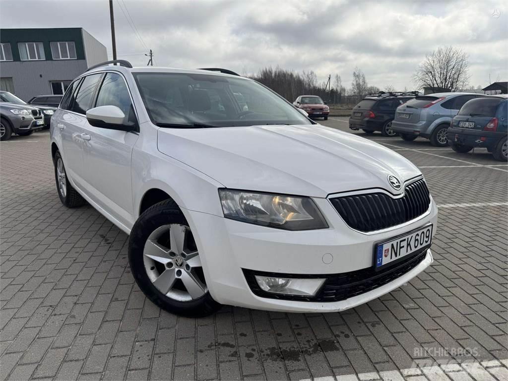 Skoda  Automobily