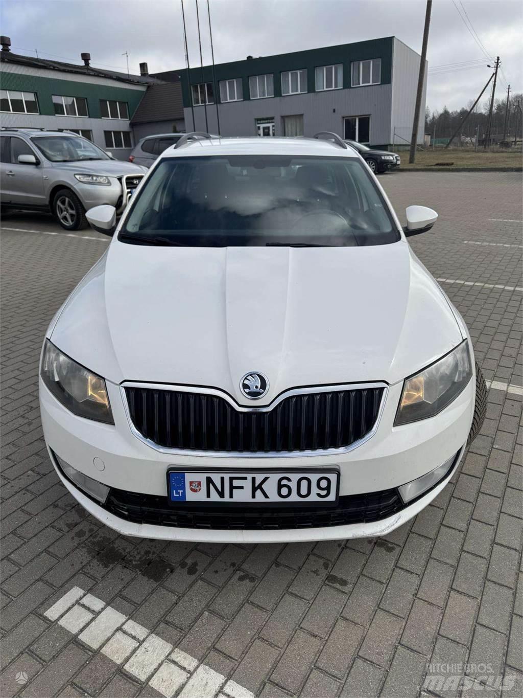 Skoda  Automobily