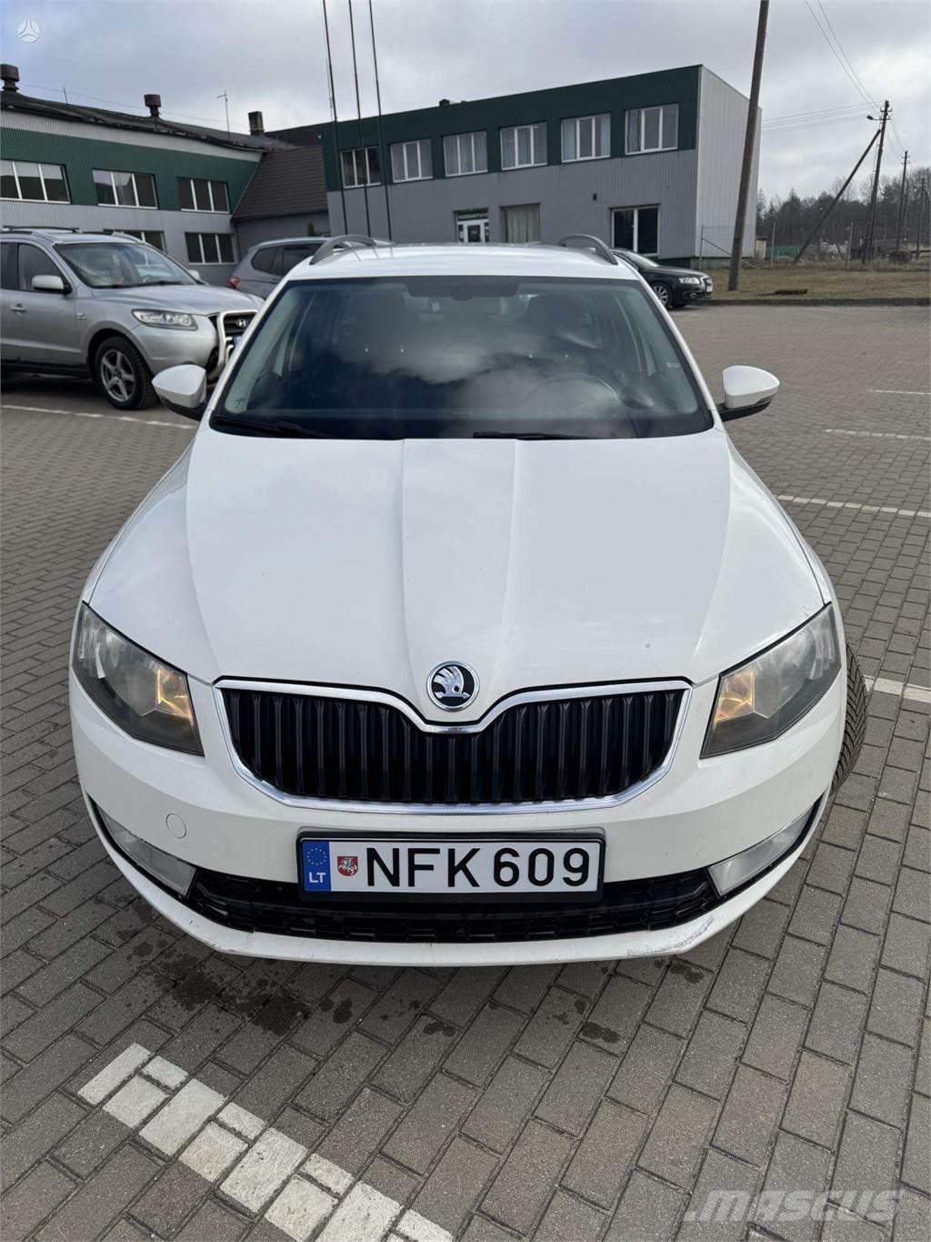 Skoda  Automobily