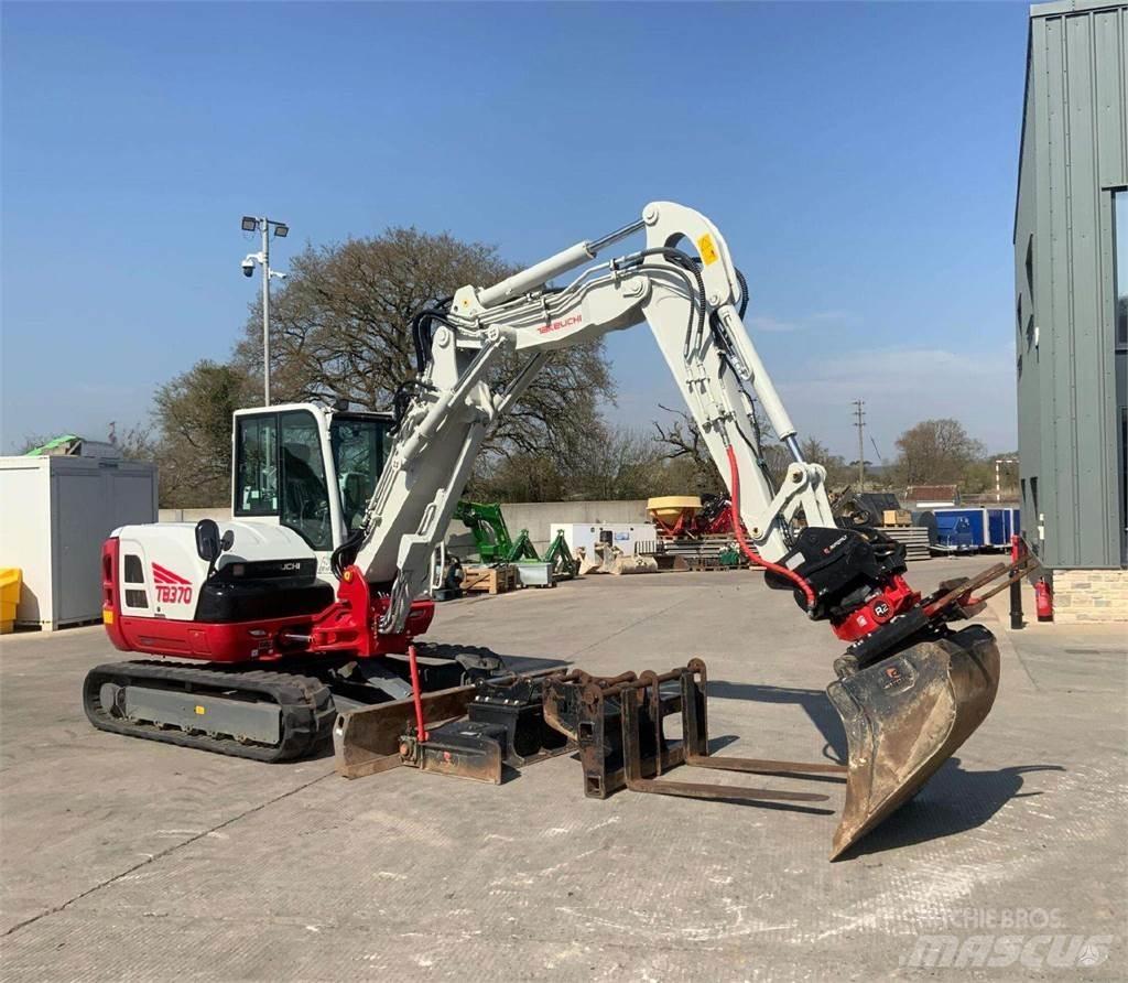 Takeuchi TB370 Pásové rýpadlá