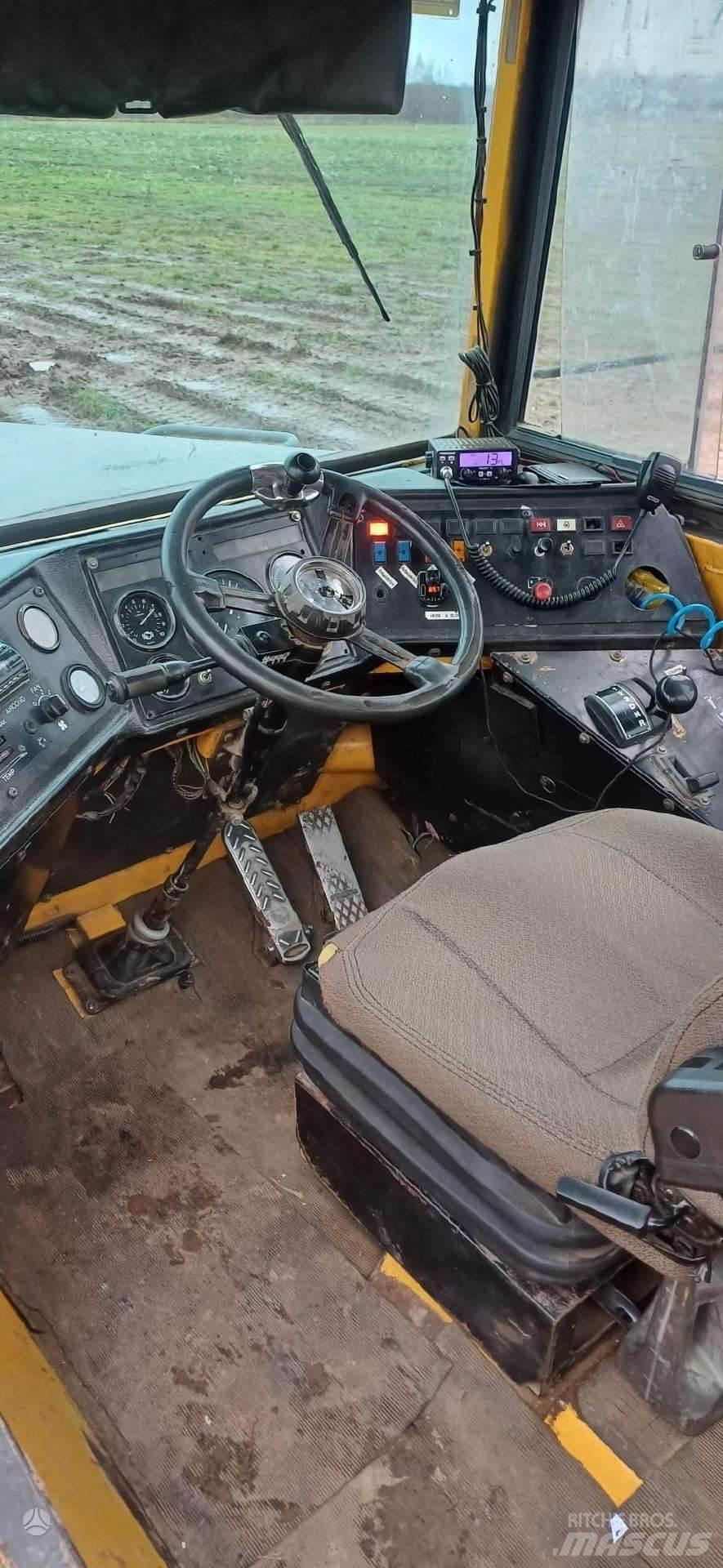 Volvo A25C Kĺbové nákladné autá