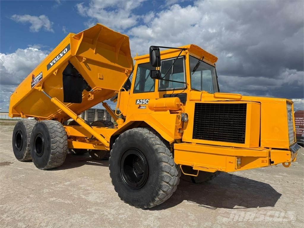 Volvo A25C Kĺbové nákladné autá