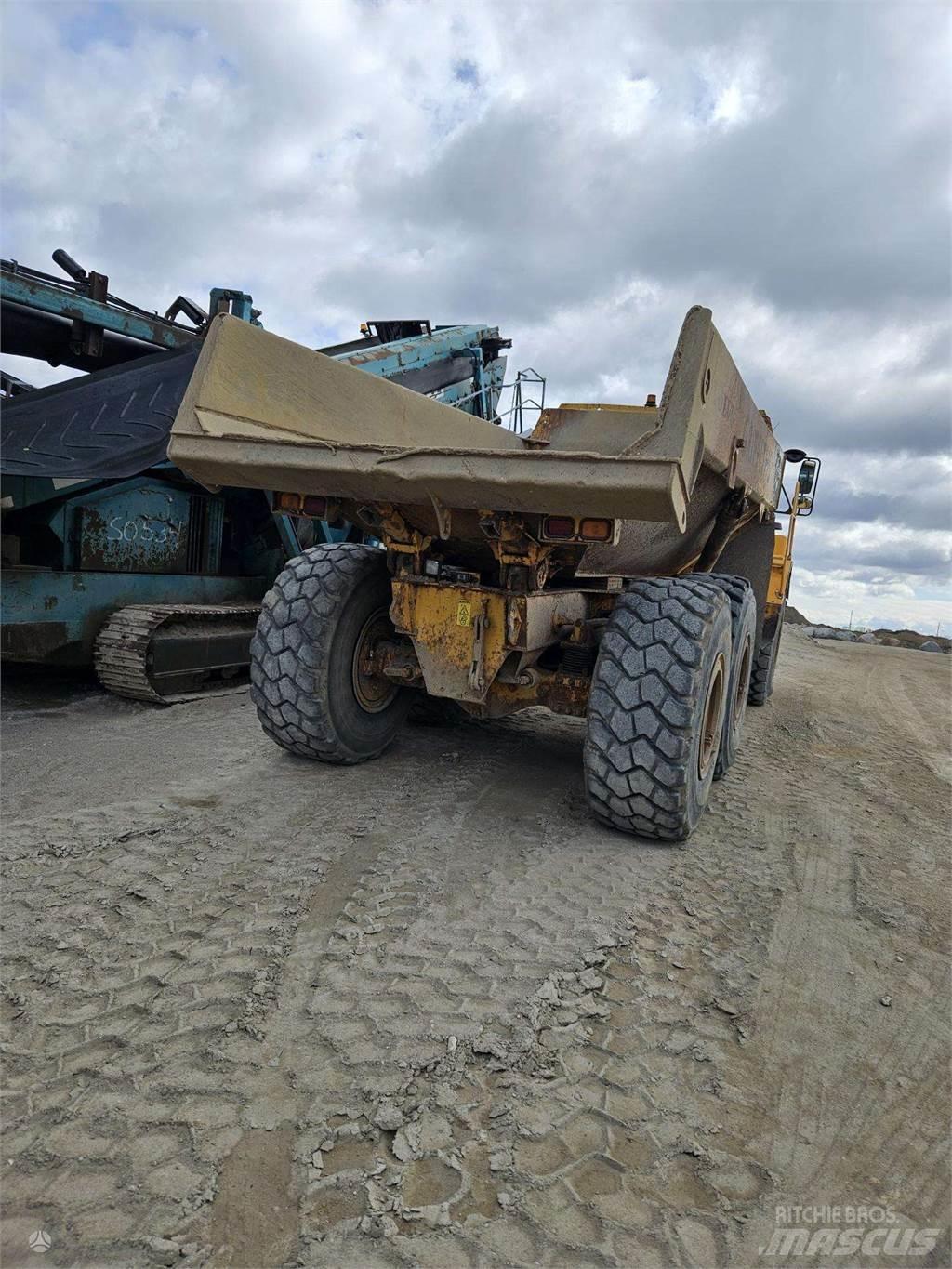 Volvo A25D Kĺbové nákladné autá