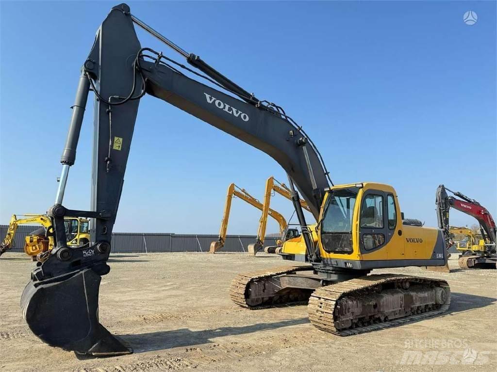 Volvo EC 240 LC Pásové rýpadlá