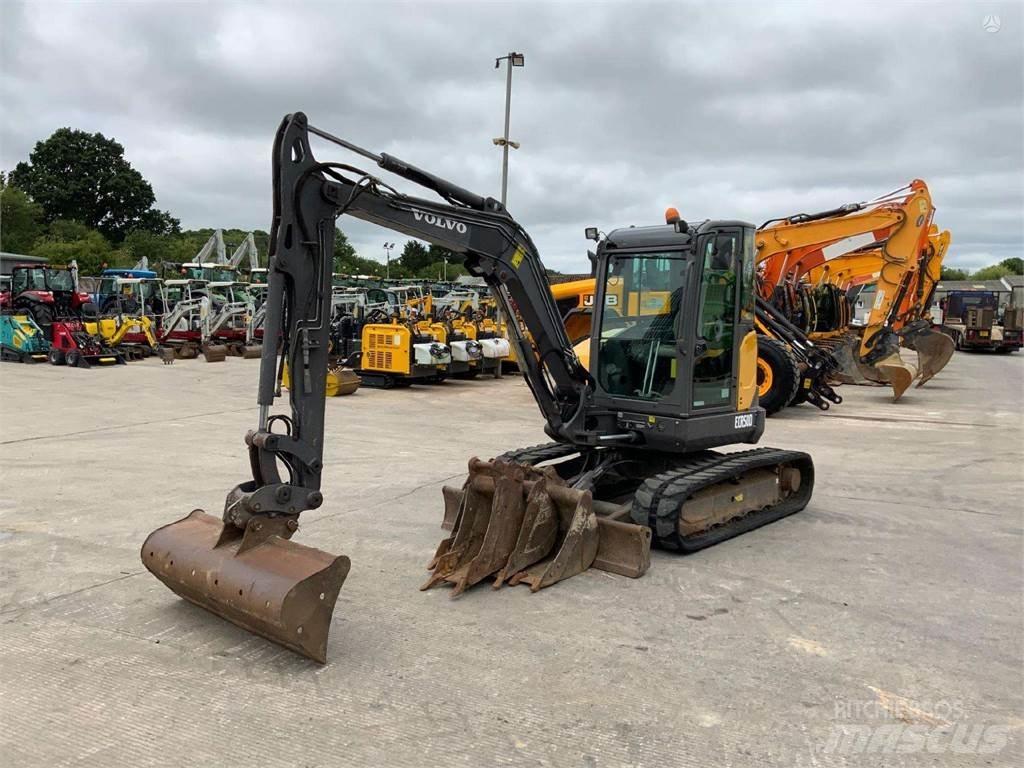 Volvo ECR50 Pásové rýpadlá