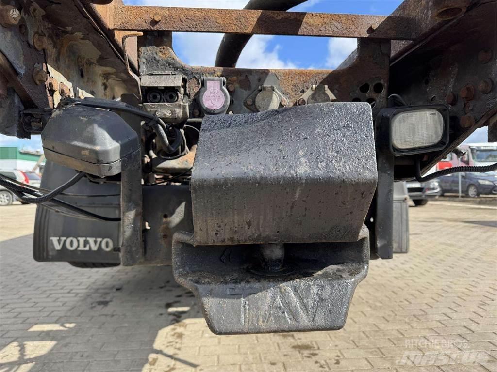 Volvo FM 440 6x2 Plošinové nákladné automobily/nákladné automobily so sklápacími bočnicami