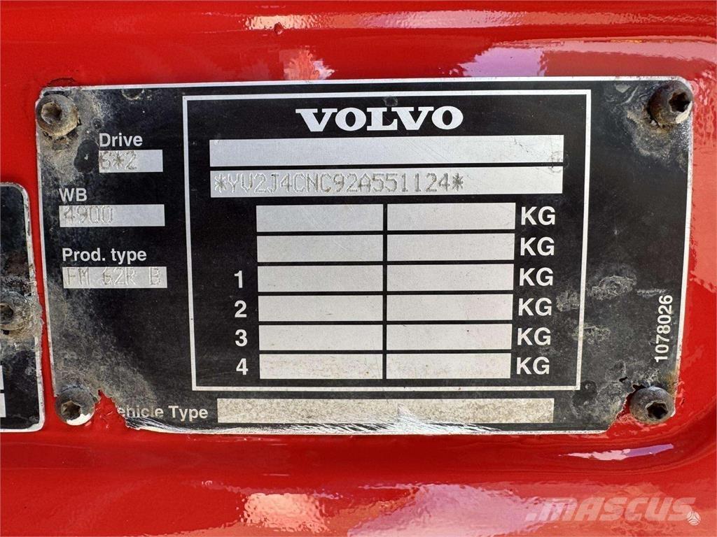 Volvo FM 9 6x2 Nákladní vozidlá na prepravu automobilov