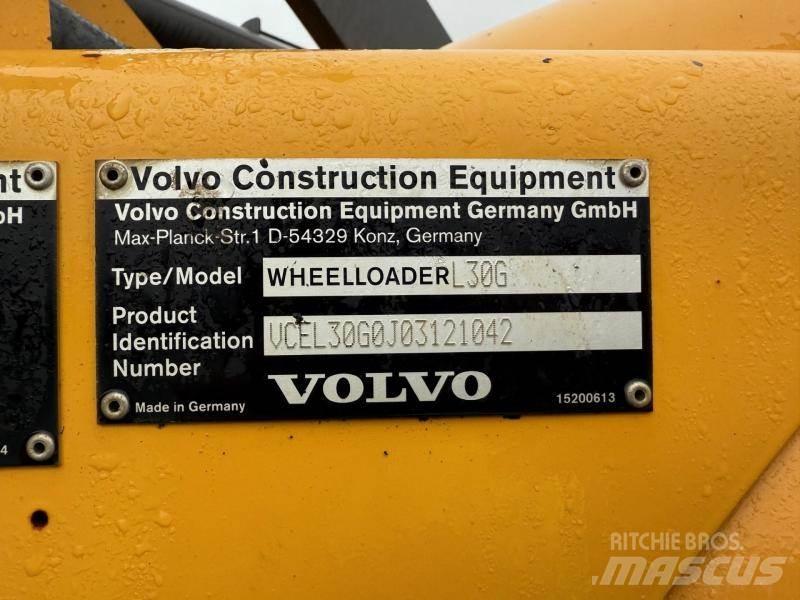 Volvo L 30 Mininakladače