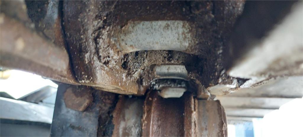 CAT 315 GC Pásové rýpadlá