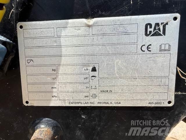 CAT 320-07 Pásové rýpadlá