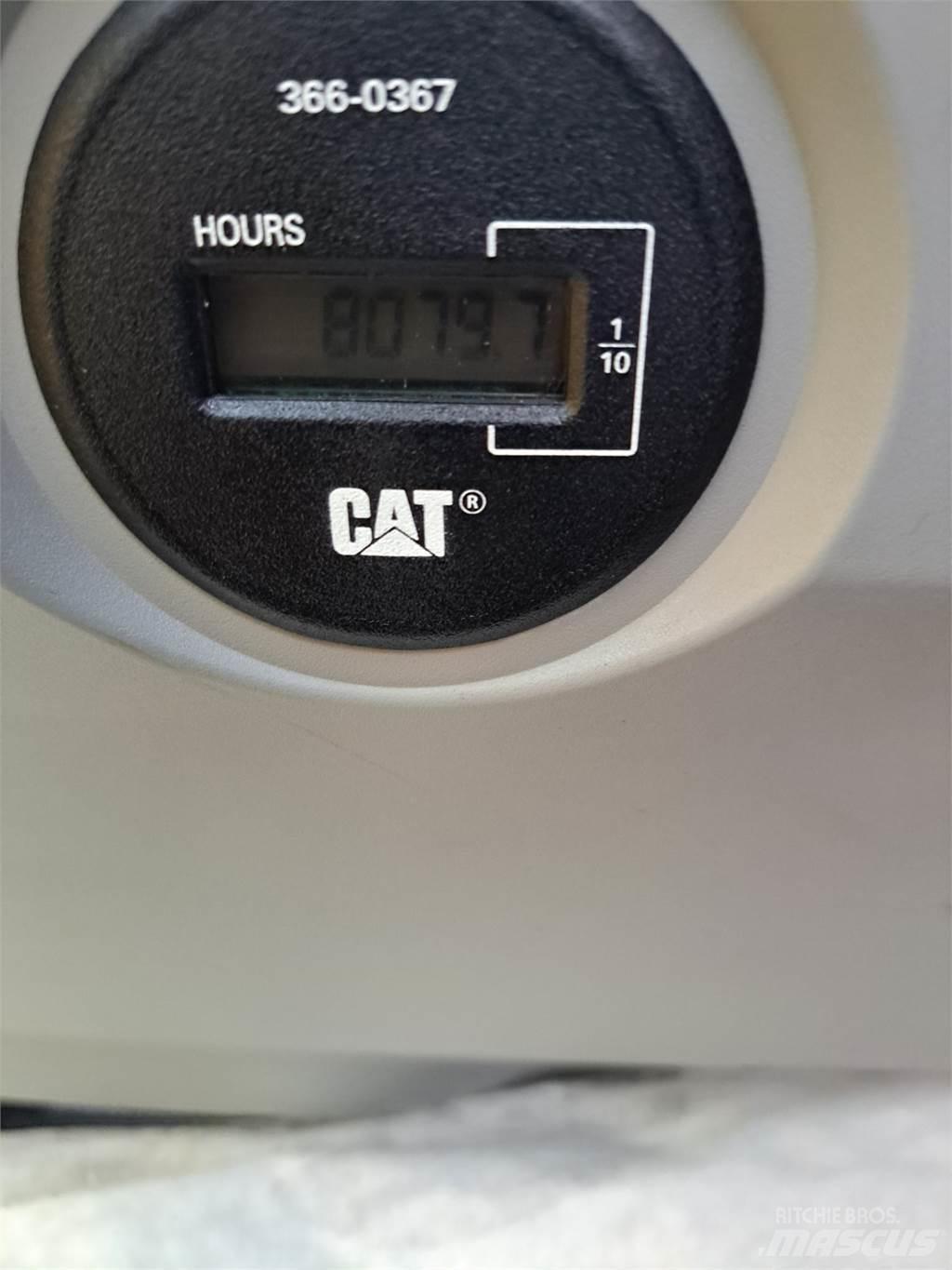 CAT 325F Pásové rýpadlá