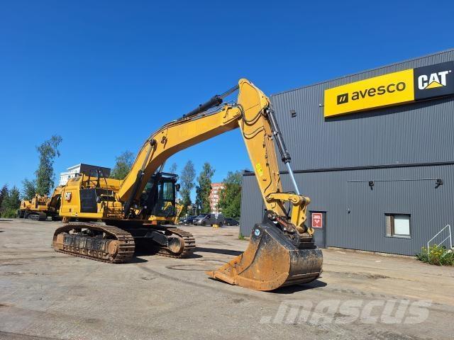 CAT 352 Pásové rýpadlá