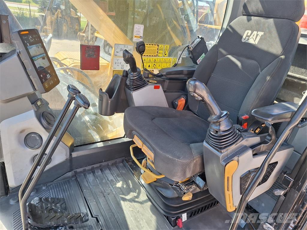 CAT 352 Pásové rýpadlá