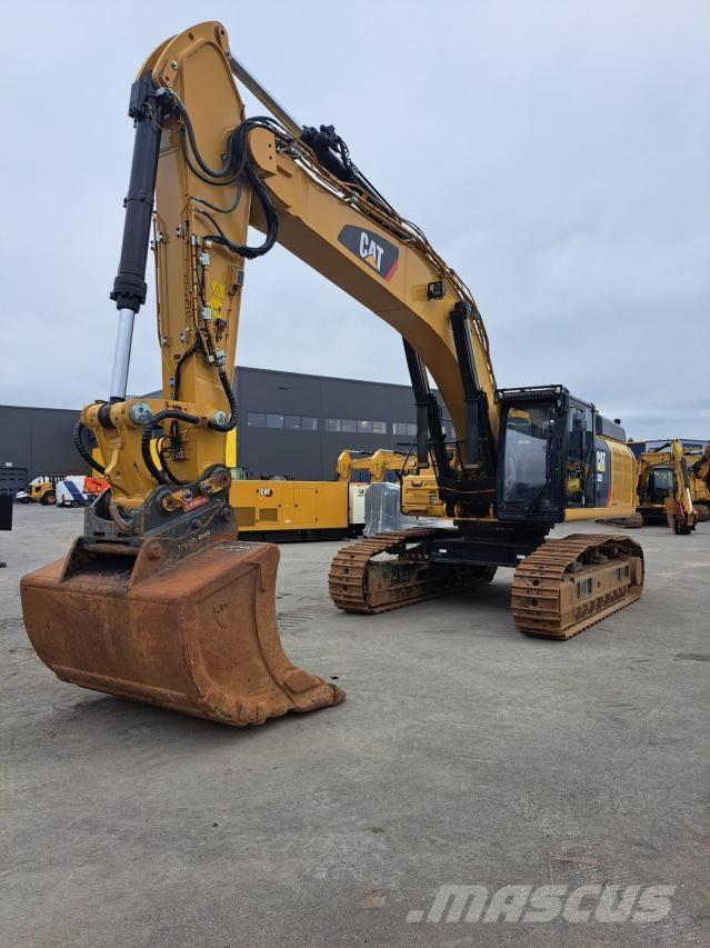 CAT 352F XE Pásové rýpadlá