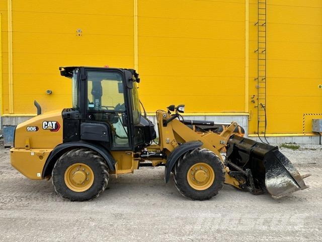 CAT 906-14 Kolesové nakladače