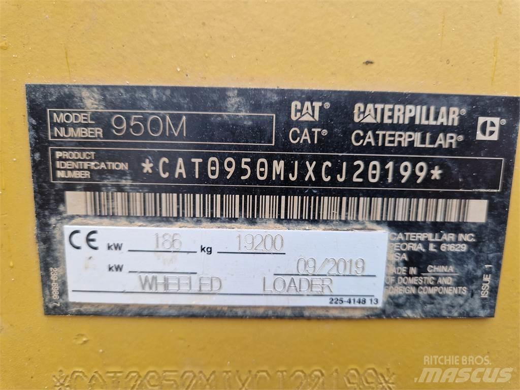 CAT 950M Kolesové nakladače