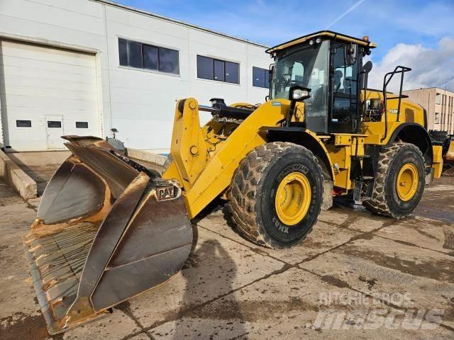 CAT 950M Kolesové nakladače