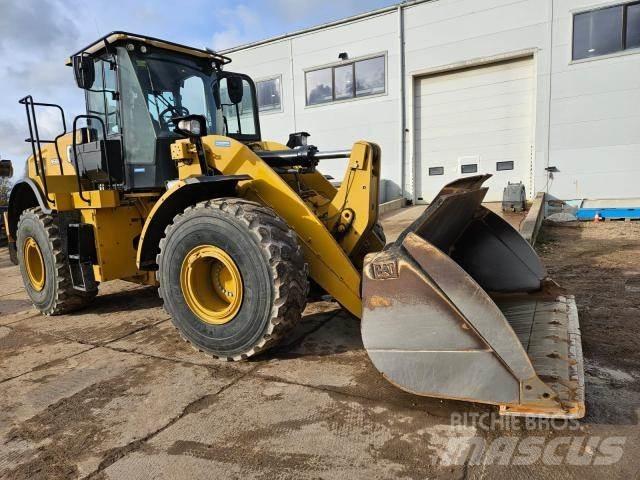 CAT 950M Kolesové nakladače