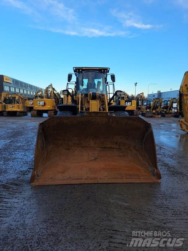 CAT 950M Kolesové nakladače