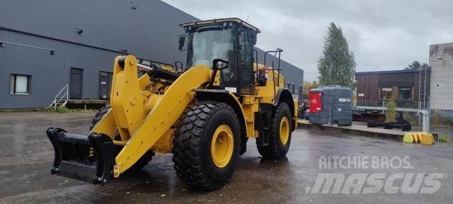 CAT 962M Kolesové nakladače