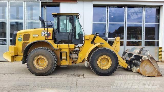 CAT 962M Kolesové nakladače