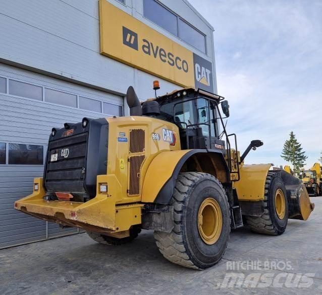 CAT 966 Kolesové nakladače