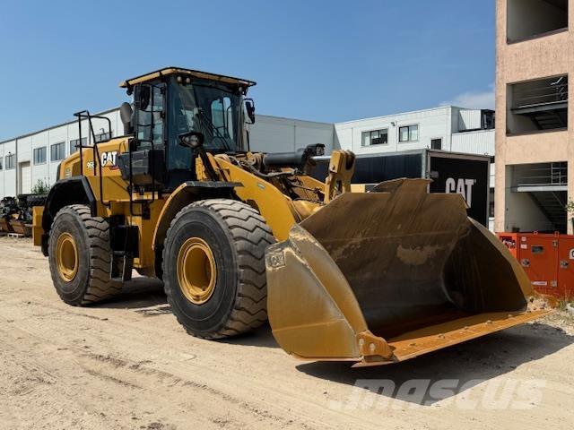 CAT 966 Kolesové nakladače