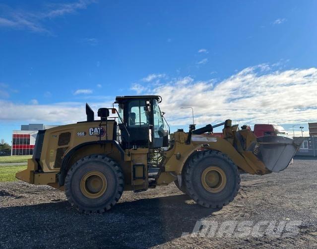 CAT 966 Kolesové nakladače