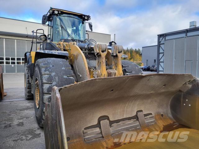CAT 980M Kolesové nakladače