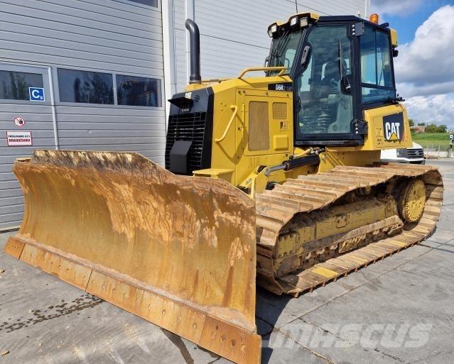 CAT D6K2 Pásové dozéry