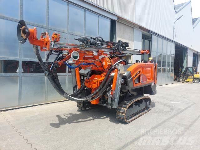 Sandvik DC300Ri Mechanické sejačky
